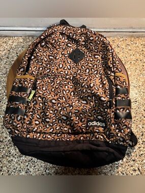 Adidas Classic 3-Stripes Backpack